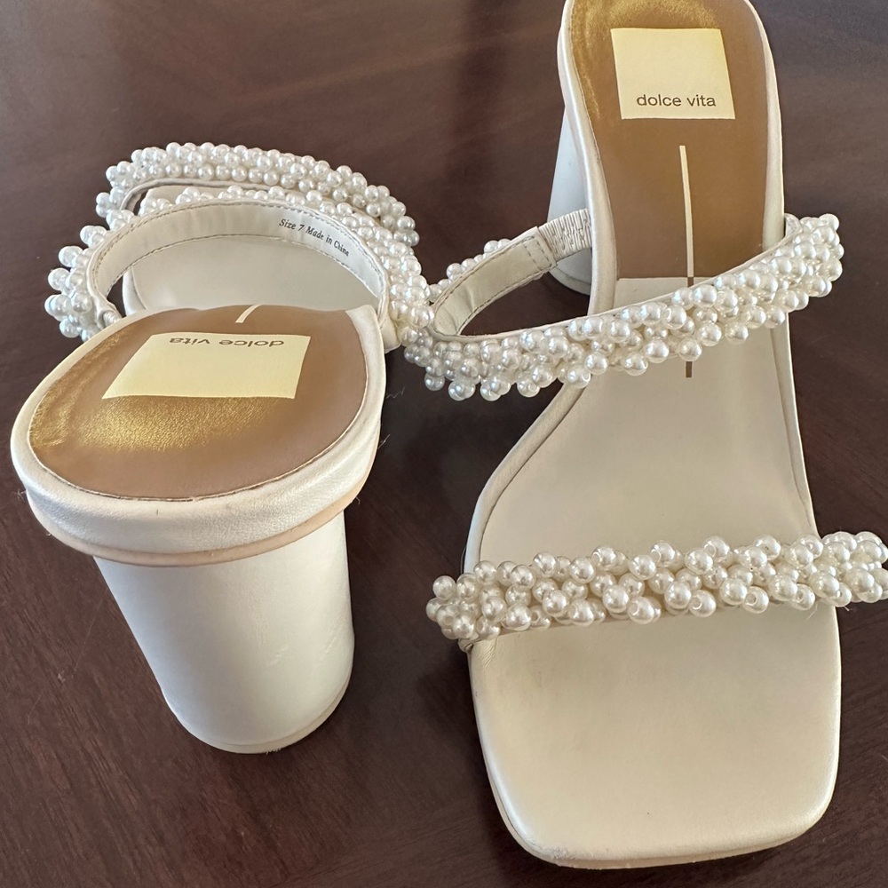 Dolce Vita Pearl Heels - Picture 4 of 5